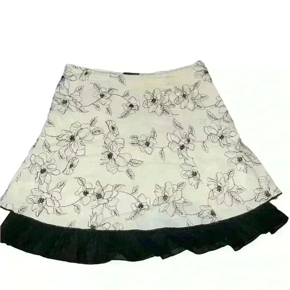 Studio Y Dresses & Skirts - Embroidered Floral Skirt With Lace Underneath